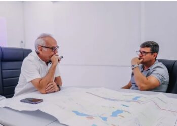 Ex-prefeito de Cabedelo, Vitor Hugo, estará na reforma administrativa de Cícero Lucena na PMJP