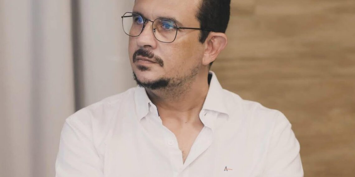 Cícero Lucena reconduz nove secretários aos cargos na Prefeitura de João Pessoa