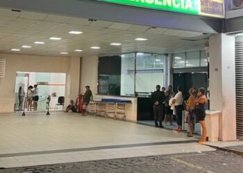 Mulher é baleada por criminosos que procuravam o marido, em Mangabeira