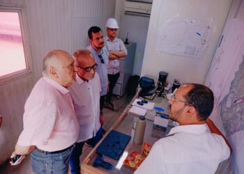 Acompanhado do presidente do TCE-PB, prefeito Cícero Lucena inspeciona obras do Parque Socioambiental do Roger