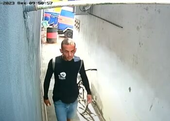 Polícia prende suspeito de assaltar e atirar contra frentista de posto de combustíveis no Geisel