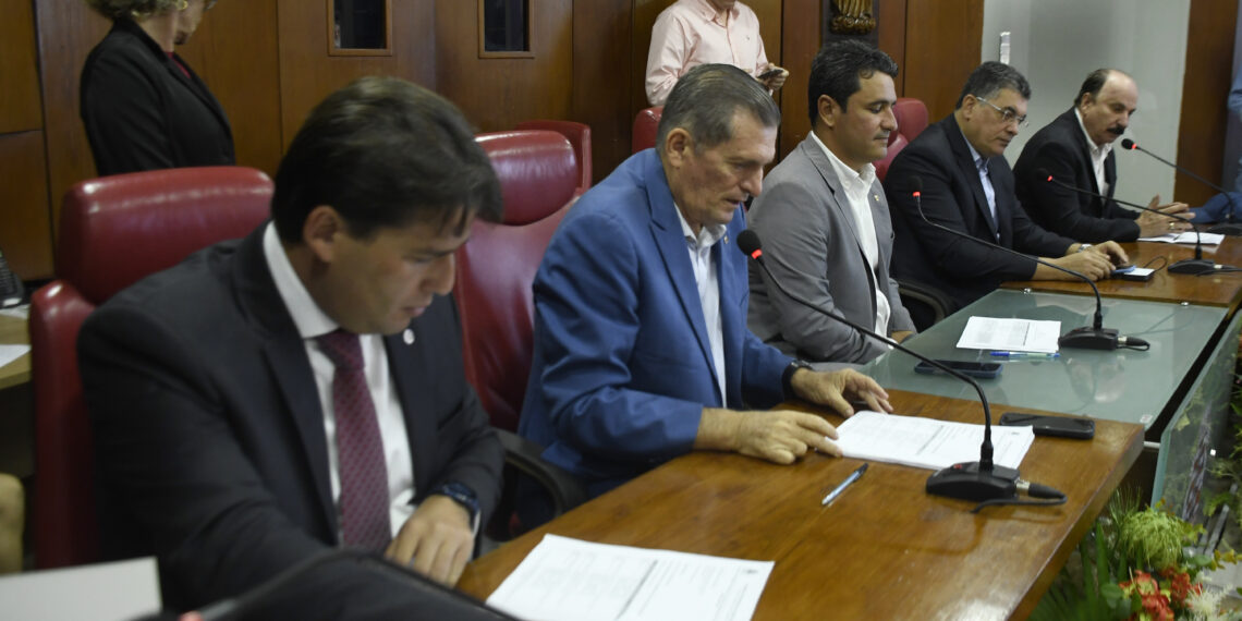 CCJ é favorável à inclusão de novos cargos vinculados ao Programa de Desenvolvimento Urbano Integrado e Sustentável do Município