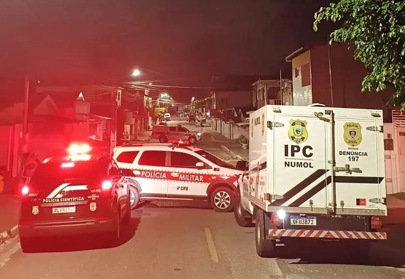 Jovem tem casa invadida, é arrastado para rua e assassinado a tiros, em Bayeux