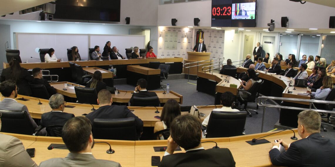 ALPB debate fortalecimento da Associação de Pequenos Escritórios de Advocacia em audiência pública