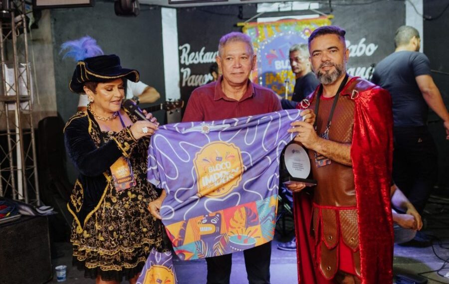 Imprensados desfila neste sábado, segundo lote dos kits segue a venda