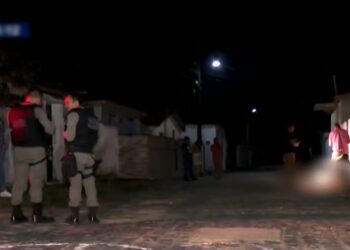 Homem é executado com 16 tiros no bairro do Treze, em Cruz do Espírito Santo