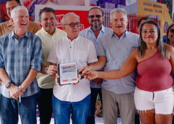 Cícero Lucena autoriza pavimentação e destaca mais de R$ 13 milhões investidos no Planalto da Boa Esperança