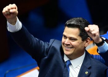 Davi Alcolumbre é eleito presidente do Senado Federal