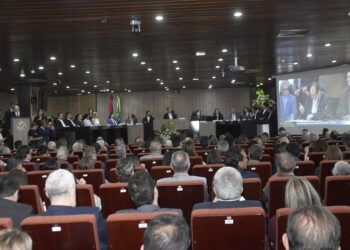 Comitiva de vereadores prestigia posse de presidente e vice do TRE-PB