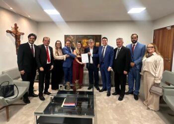 João Azevêdo nomeia Allana Galdino para ocupar cargo de conselheira do TCE-PB