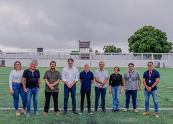 Leo Bezerra inspeciona obras no Estádio da Graça, 80% executadas, e projeta a entrega para o primeiro semestre
