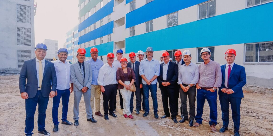 Leo Bezerra apresenta Complexo Beira Rio a vereadores e projeta entrega da primeira etapa para mês de agosto