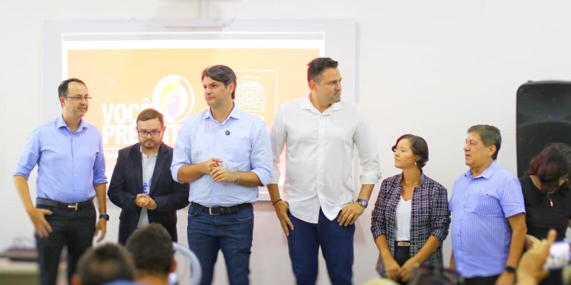 Leo Bezerra destaca importância da participação popular durante capacitação de conselheiros do ‘Você Prefeito’