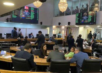 ALPB aprova indicação da 1ª mulher para o cargo de conselheira do TCE-PB