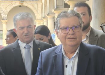 João Azevêdo defende autonomia da ALPB na indicação para o TCE: “decisão cabe aos deputados”