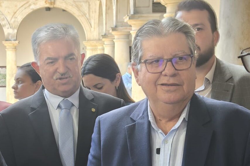 João Azevêdo defende autonomia da ALPB na indicação para o TCE: “decisão cabe aos deputados”