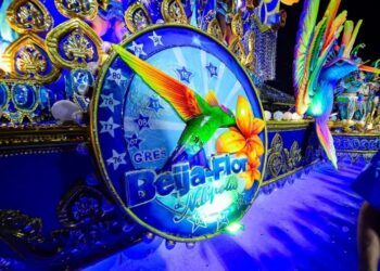 Beija-Flor de Nilópolis conquista 15º título pelo carnaval do Rio de Janeiro