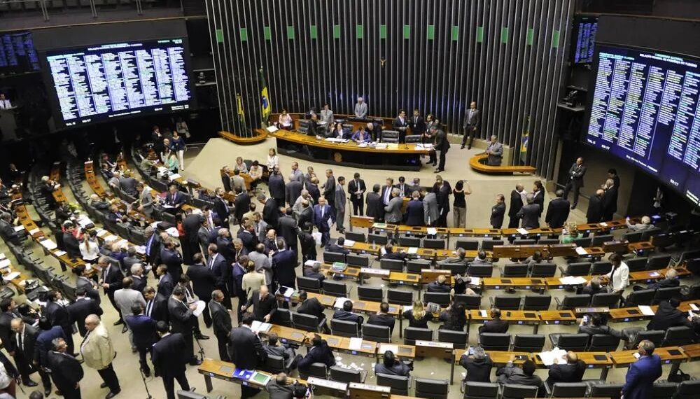 Projeto quer impedir que agressores de mulheres ocupem cargos públicos ou políticos