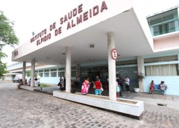 Morre mulher que teve bebê morto e útero retirado após parto em maternidade pública de Campina Grande