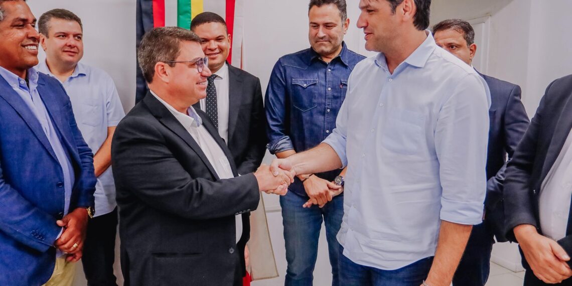 Trabalhador da construção civil fica soterrado após acidente em João Pessoa