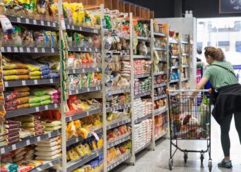 Café, azeite e mais 7 alimentos têm impostos de importação zerados pelo governo