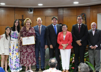 CMJP homenageia empresária Alice Cavalcante Fernandes