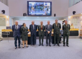 ALPB concede Comenda Verde ao professor Ezequiel Sóstenes Bezerra