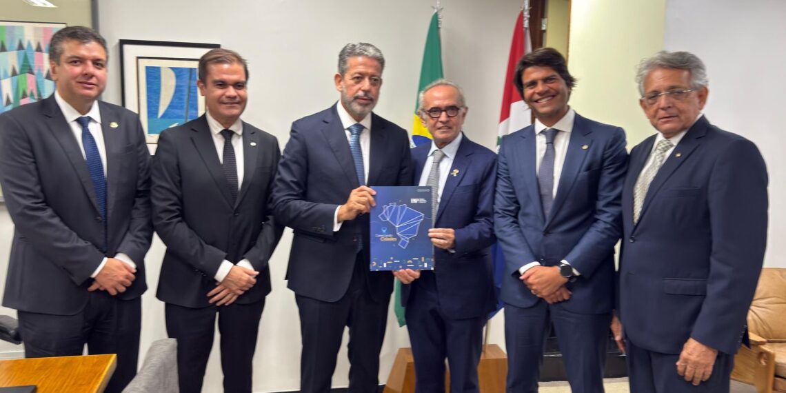 Cícero Lucena firma posição favorável à isenção do imposto de renda mas rejeita que municípios percam receita