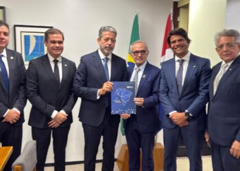 Cícero Lucena firma posição favorável à isenção do imposto de renda mas rejeita que municípios percam receita