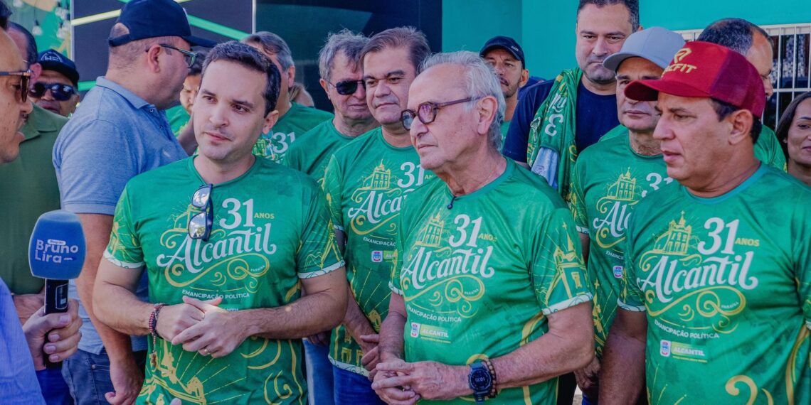 Cícero Lucena destaca investimentos estaduais em visita a Alcantil e Itabaiana