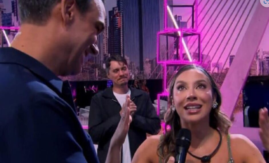 Vitória da bailarina! Renata vence o ‘BBB 25’ e emociona Tadeu Schmidt em discurso final; web reage: ‘Que mico!’
