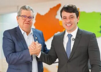 João Azevêdo referenda pré-candidatura de Daniel Galdino a deputado estadual