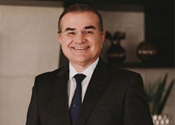 Defesa de Alanna denuncia questionários inquisitivos e faz referência a ditadura na peça do MPC