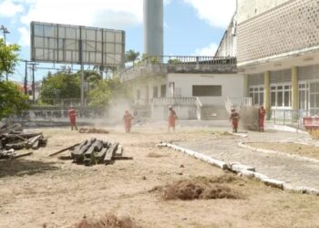 Emlur inicia limpeza no Astréa para novo centro esportivo