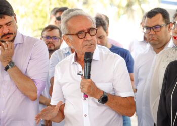 Justiça rejeita ação de Ruy que pedia cassação dos mandatos de Cícero e Léo