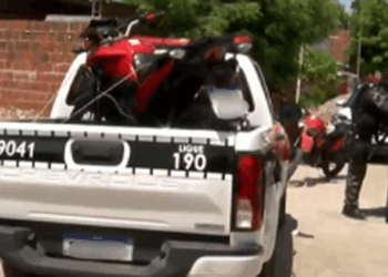 Desmanche de veículos é encontrado pela Polícia Militar em Mangabeira