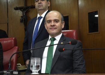 Vereador Wamberto Ulysses propõe permissão para veículos com pessoas autistas circularem em faixas exclusivas de ônibus em João Pessoa