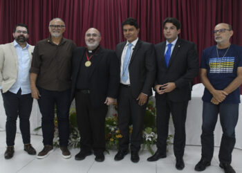 CMJP entrega honraria ao padre Bruno Pinto Costa