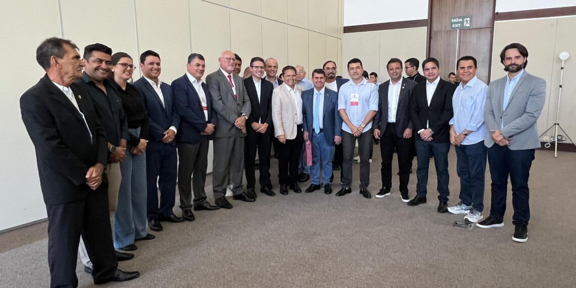 Adriano Galdino prestigia Encontro das Câmaras Municipais e destaca papel estratégico do Legislativo