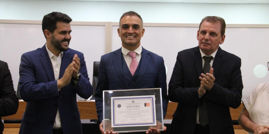 ALPB concede cidadania paraibana ao economista Leonardo Bichara Rocha