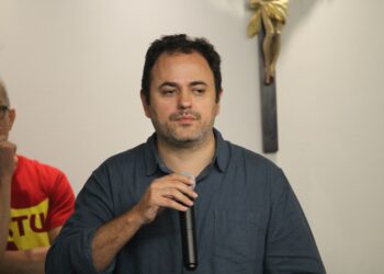 Deputado Glauber Braga visita João Pessoa e realiza ato na ALPB em defesa ao seu mandato