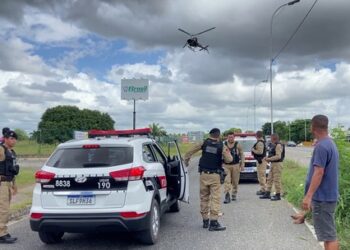 Motorista persegue e atropela dupla em motocicleta em João Pessoa