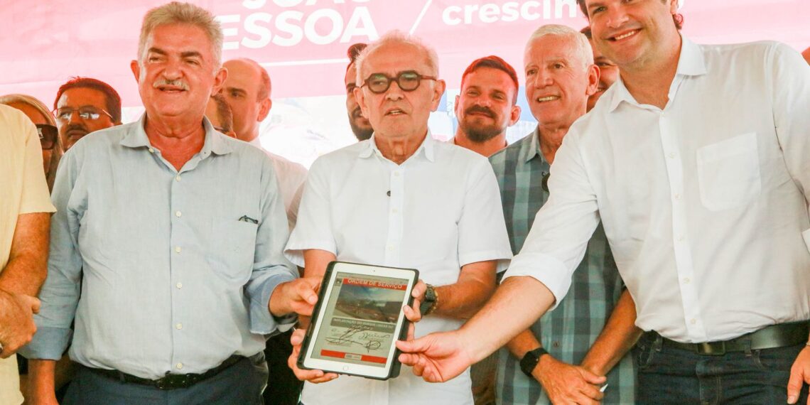 Cícero Lucena amplia investimentos em infraestrutura e autoriza novo parque linear no Valentina