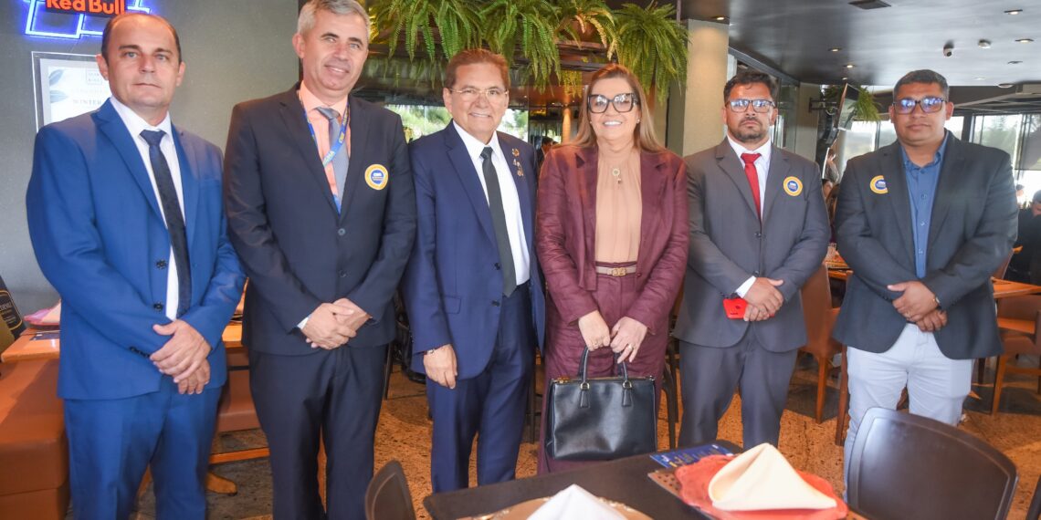 Adriano Galdino defende retomada do pagamento do Garantia-Safra durante Marcha dos Prefeitos em Brasília