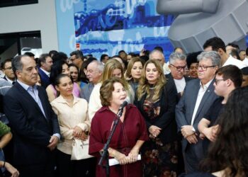 Família agradece a Adriano Galdino por colocar nome de Vital do Rego no Centro de Convenções de CG