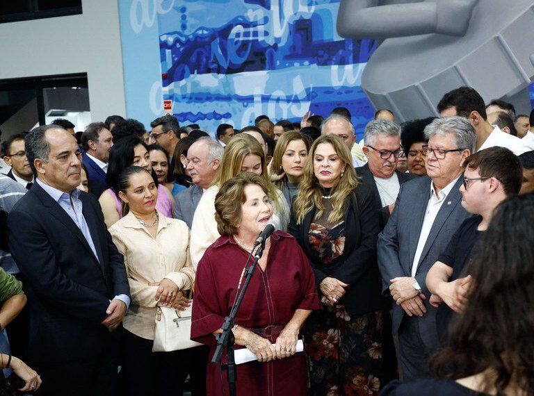 Família agradece a Adriano Galdino por colocar nome de Vital do Rego no Centro de Convenções de CG