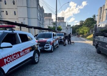 Líder de tráfico e dois suspeitos homicídios são presos no Renascer I, em João Pessoa