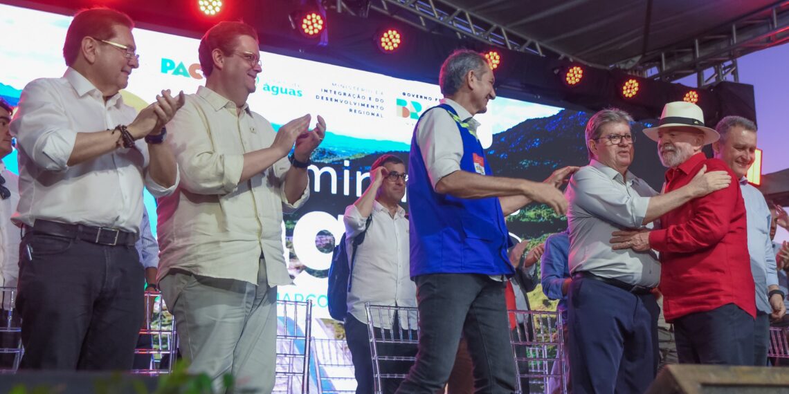 Lula autoriza duplicação de bombeamento do Eixo Norte do Rio São Francisco