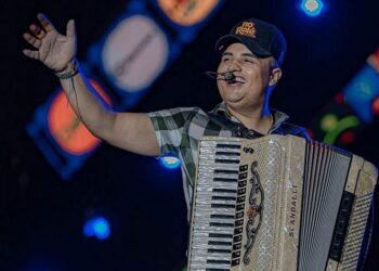 Santa Rita desembolsa R$ 450 mil com show de Tarcísio do Acordeon; gastos com cachês no São João chegam a 5,5 milhões