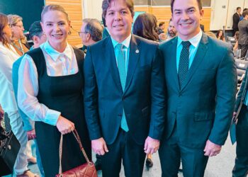 Pré-candidado a deputado estadual Segundo Domiciano e sua esposa Dra. Marcilia Lopes  participam de posse do novo Ministro das Comunicações em Brasília